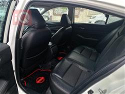 نيسان ألتيما